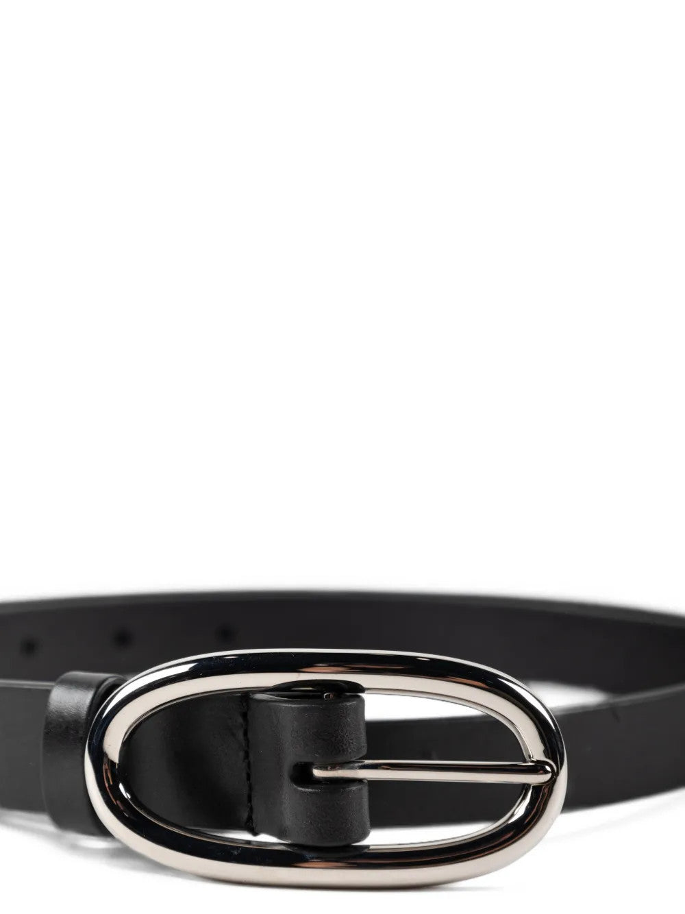 Black accessories, front view