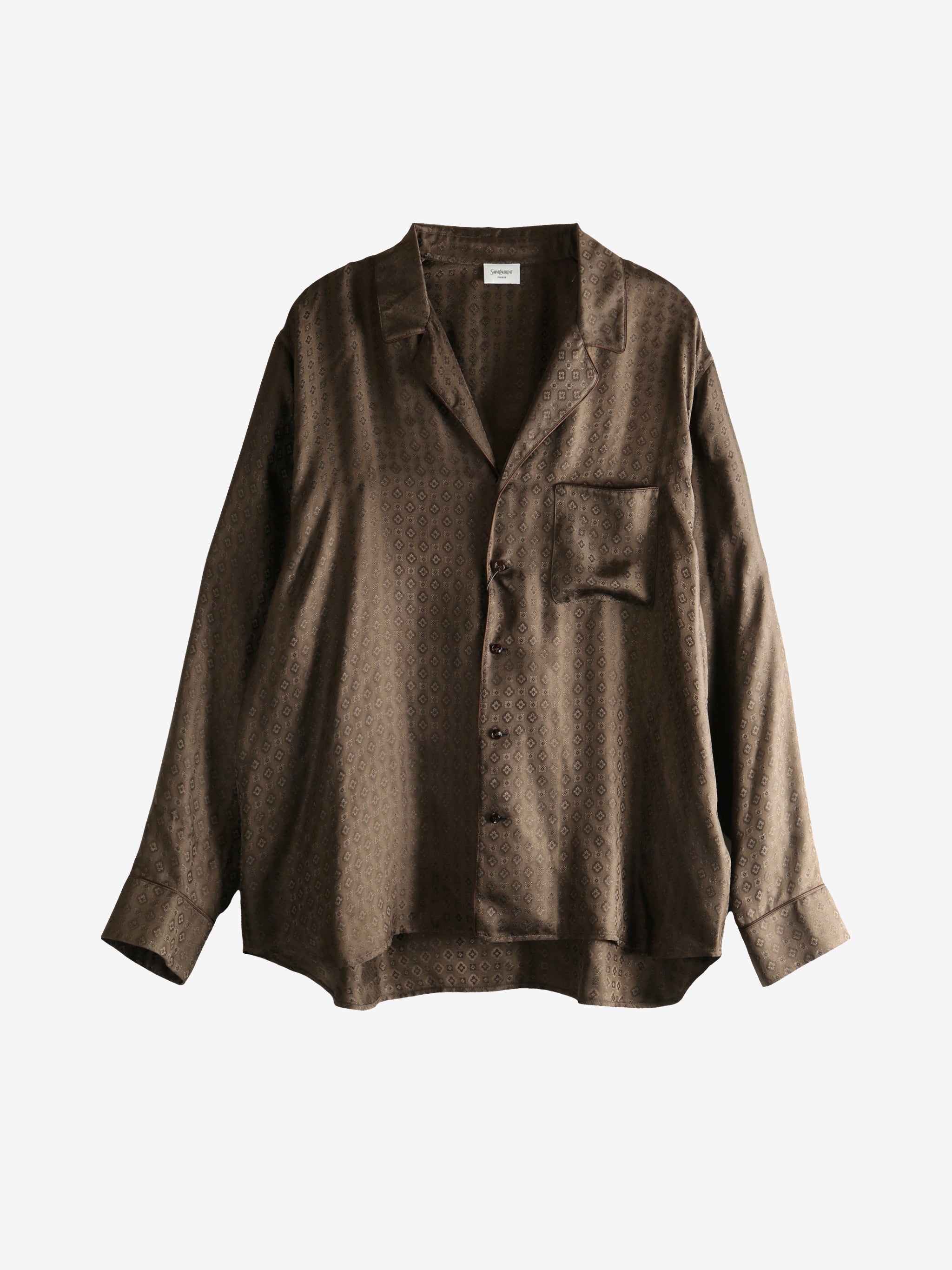 Brown shirt, front view