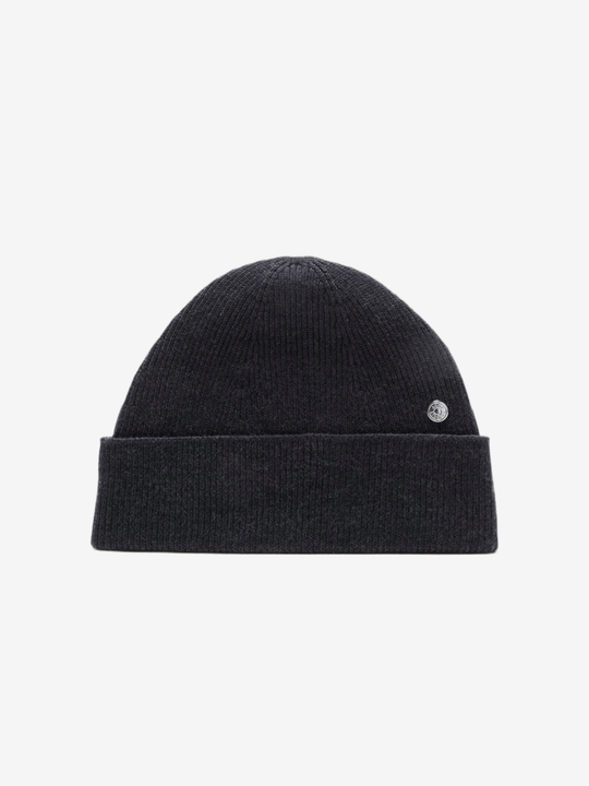 Black hat, front view