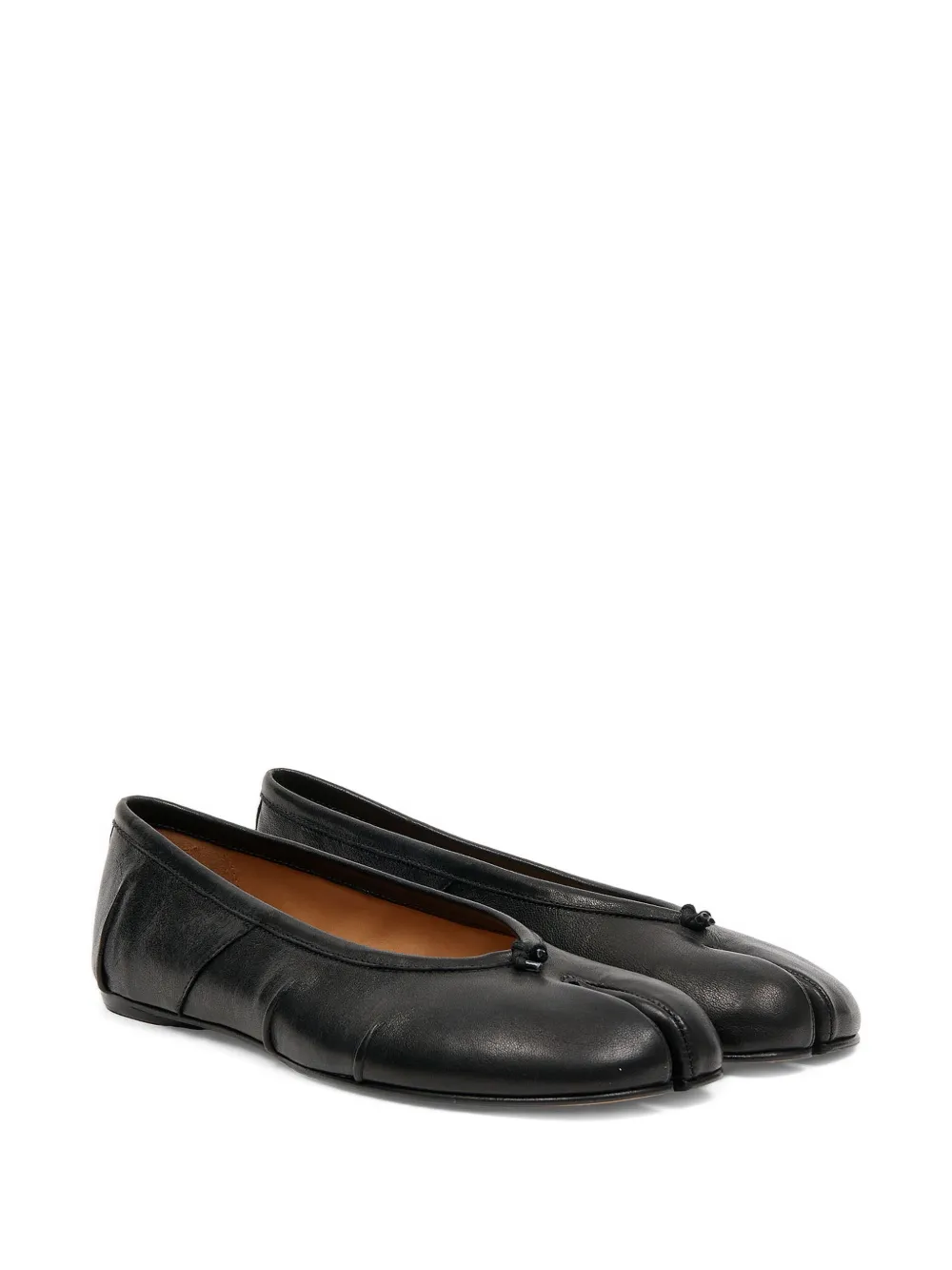 black flats,side view