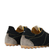 Black shoes, front view