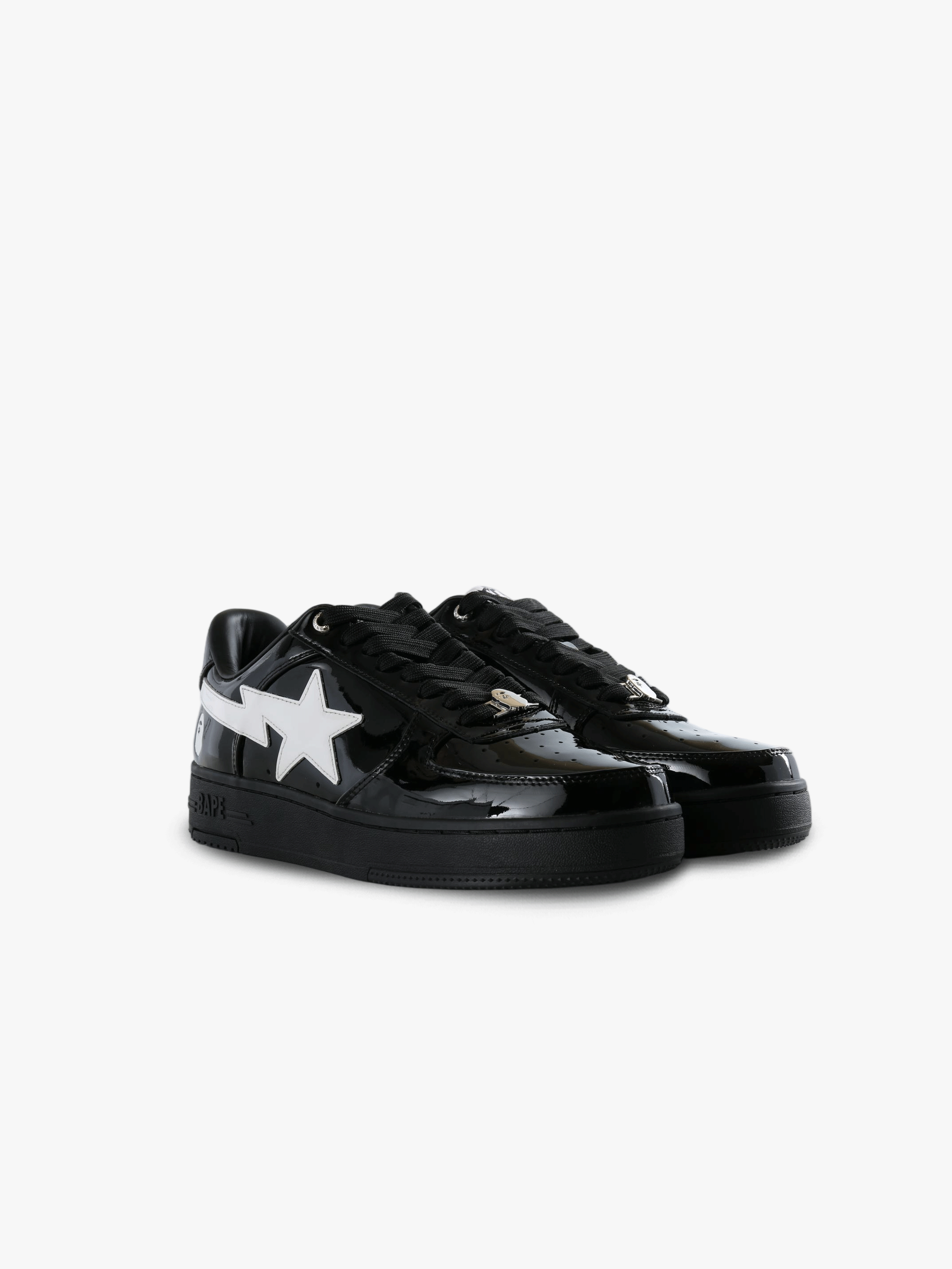 Black shoes, front view