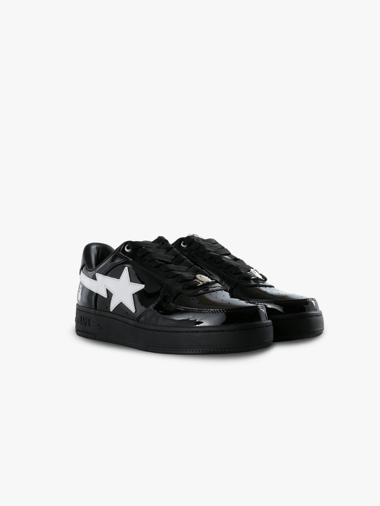 Black shoes, front view