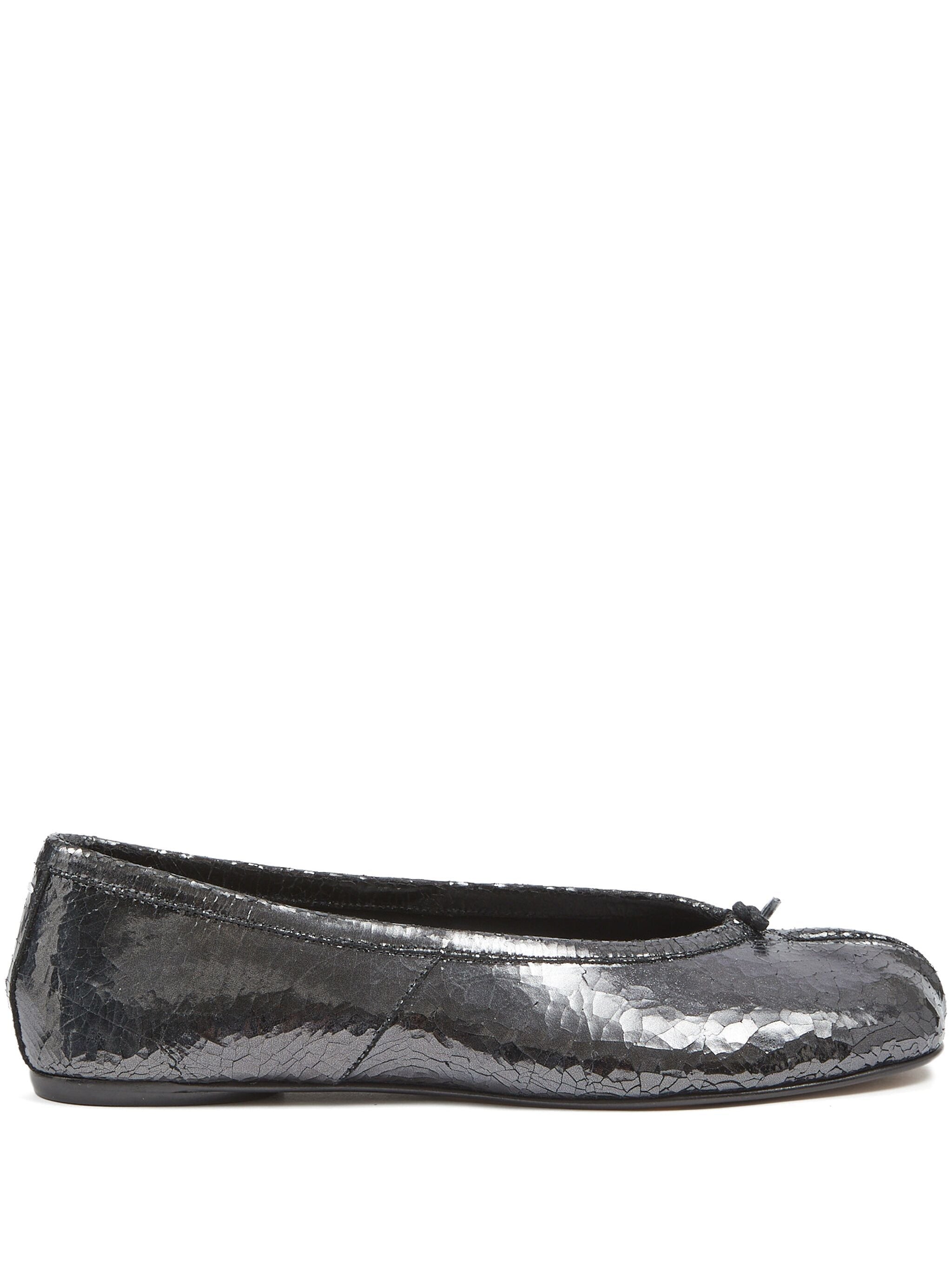 Black flats, front view
