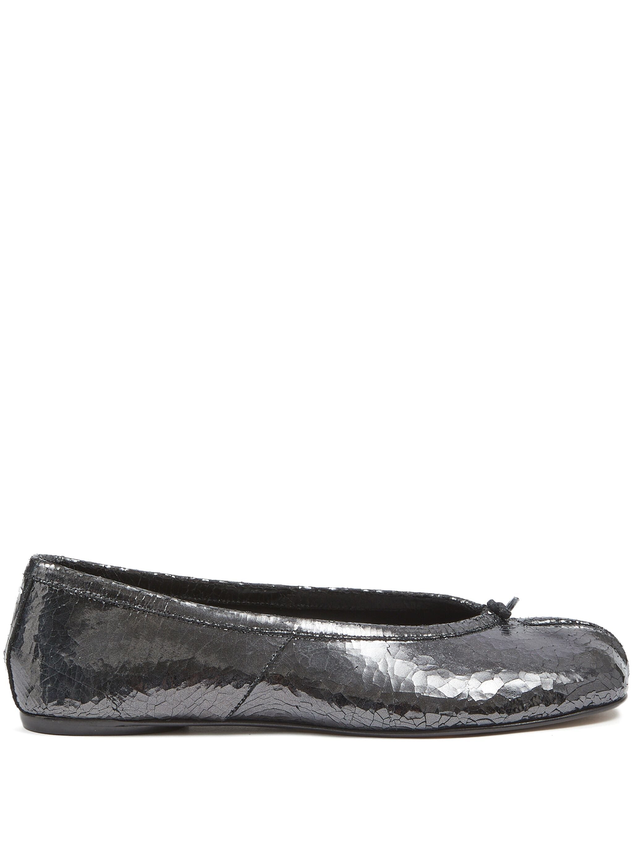 Black flats, front view