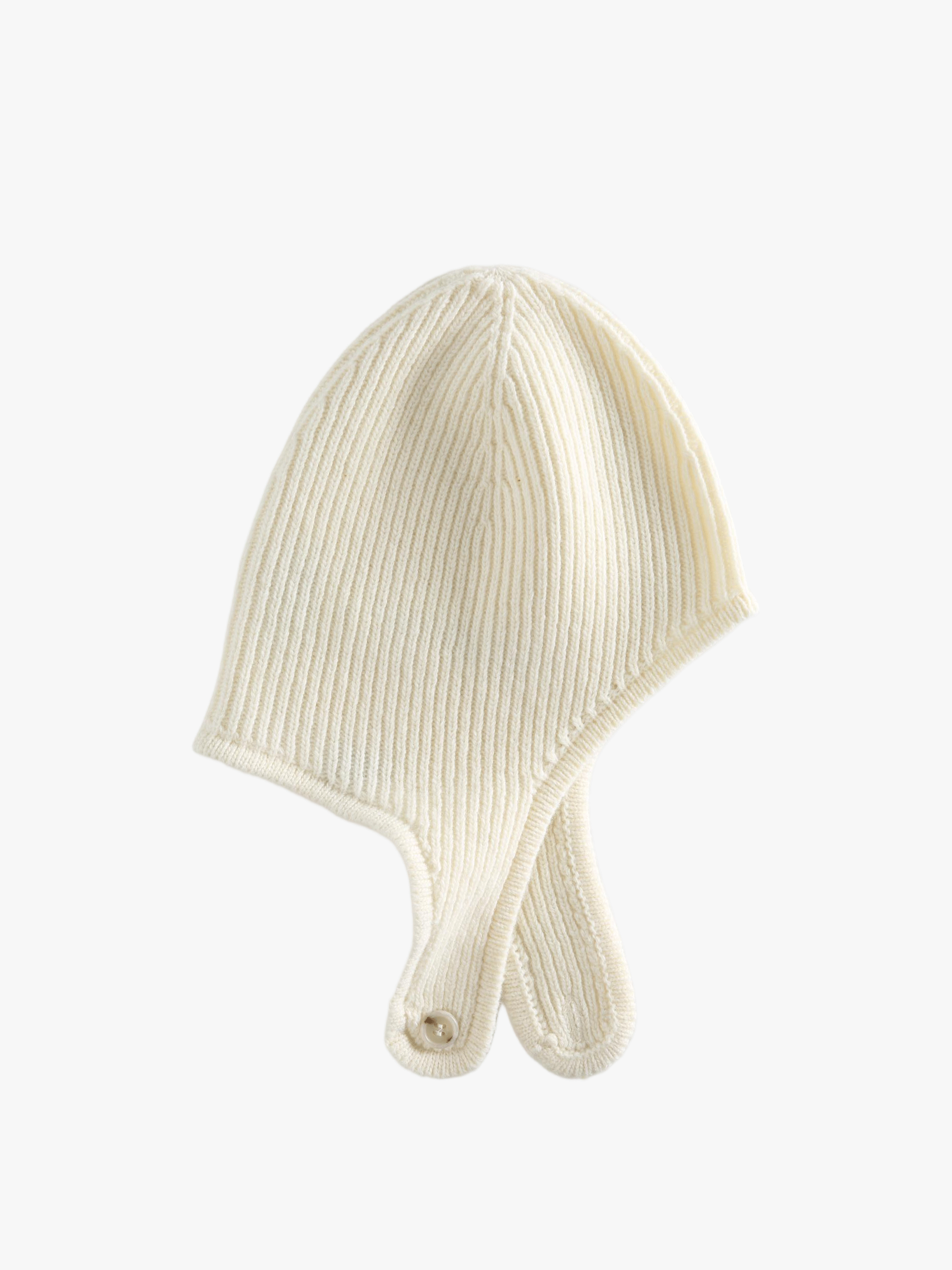 Tan hat, front view