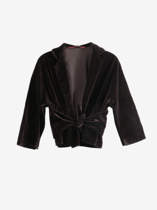 Black jacket, front view