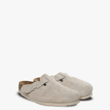 White sandals,side view