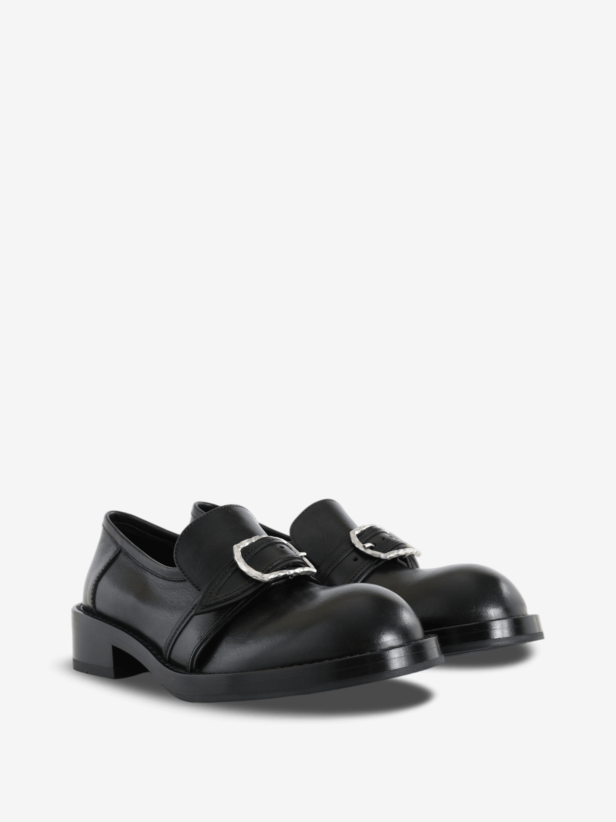 Black shoes, front view
