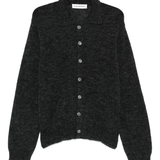 grey shirt, front view