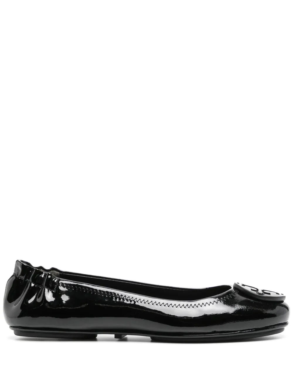 Black shoes, front view