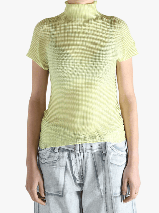 Yellow shirt worn by a person, showing the shirt's fit