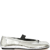 Grey shoes, front view