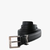 Black accessories, front view