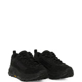 Black shoes, front view