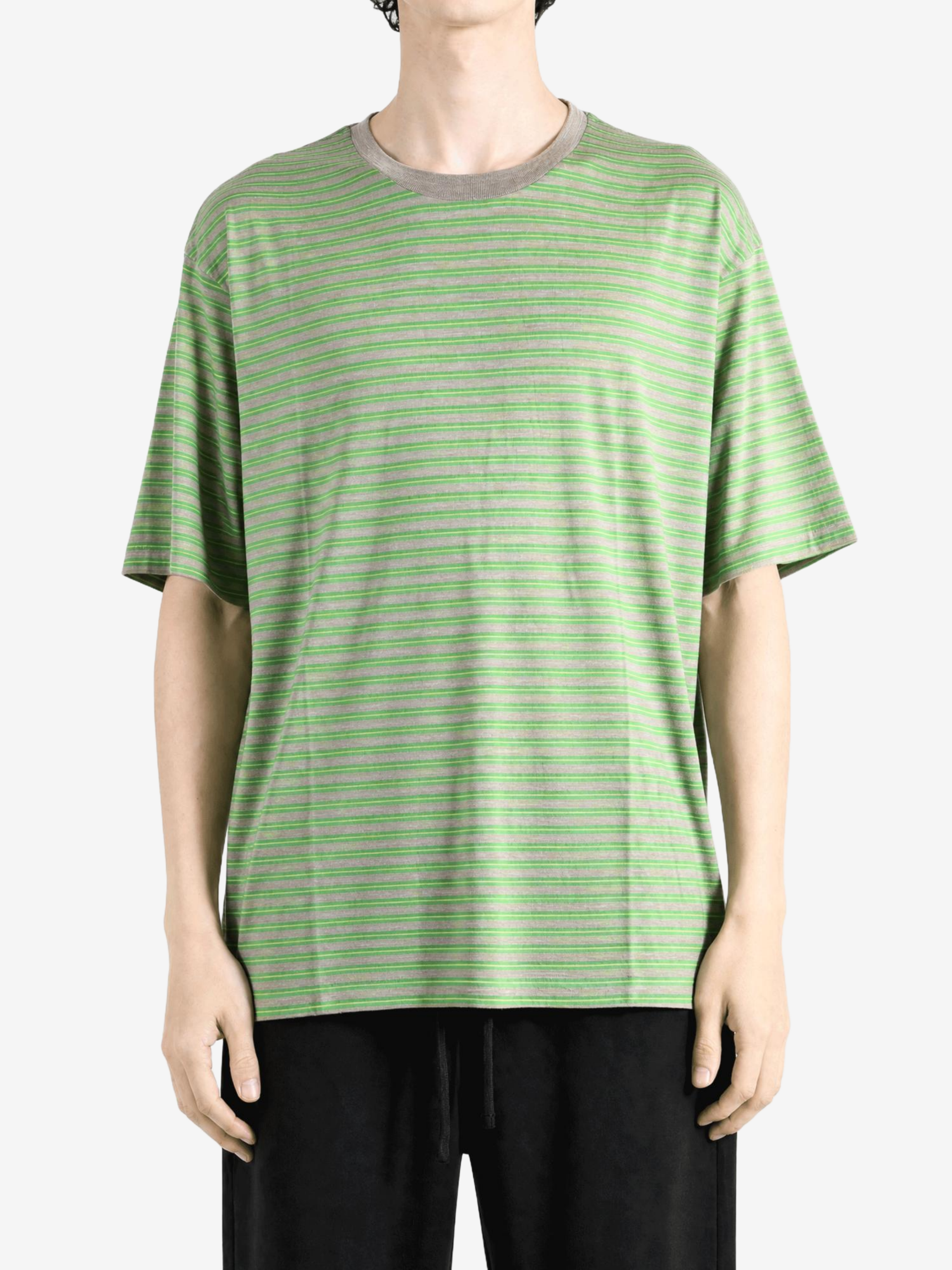 Green t-shirt, full body view