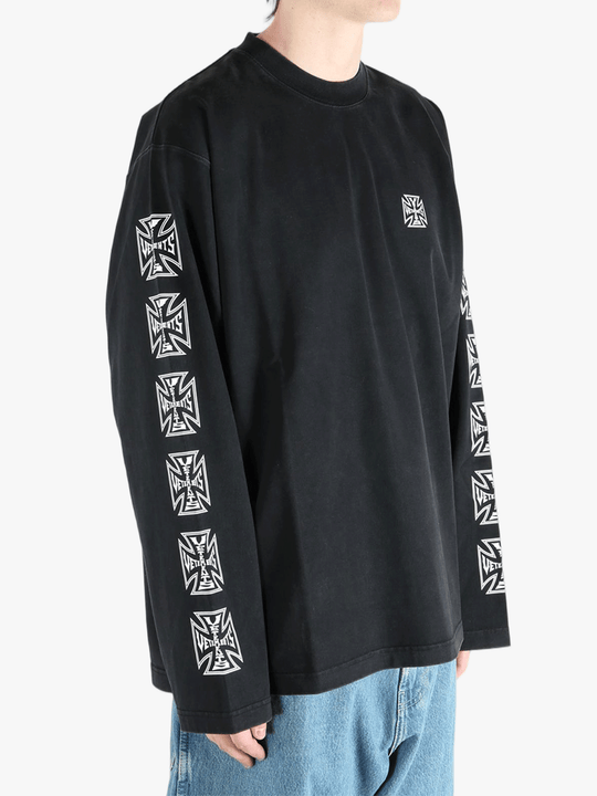 Black sweats-hoodies worn by a person, showing the fit