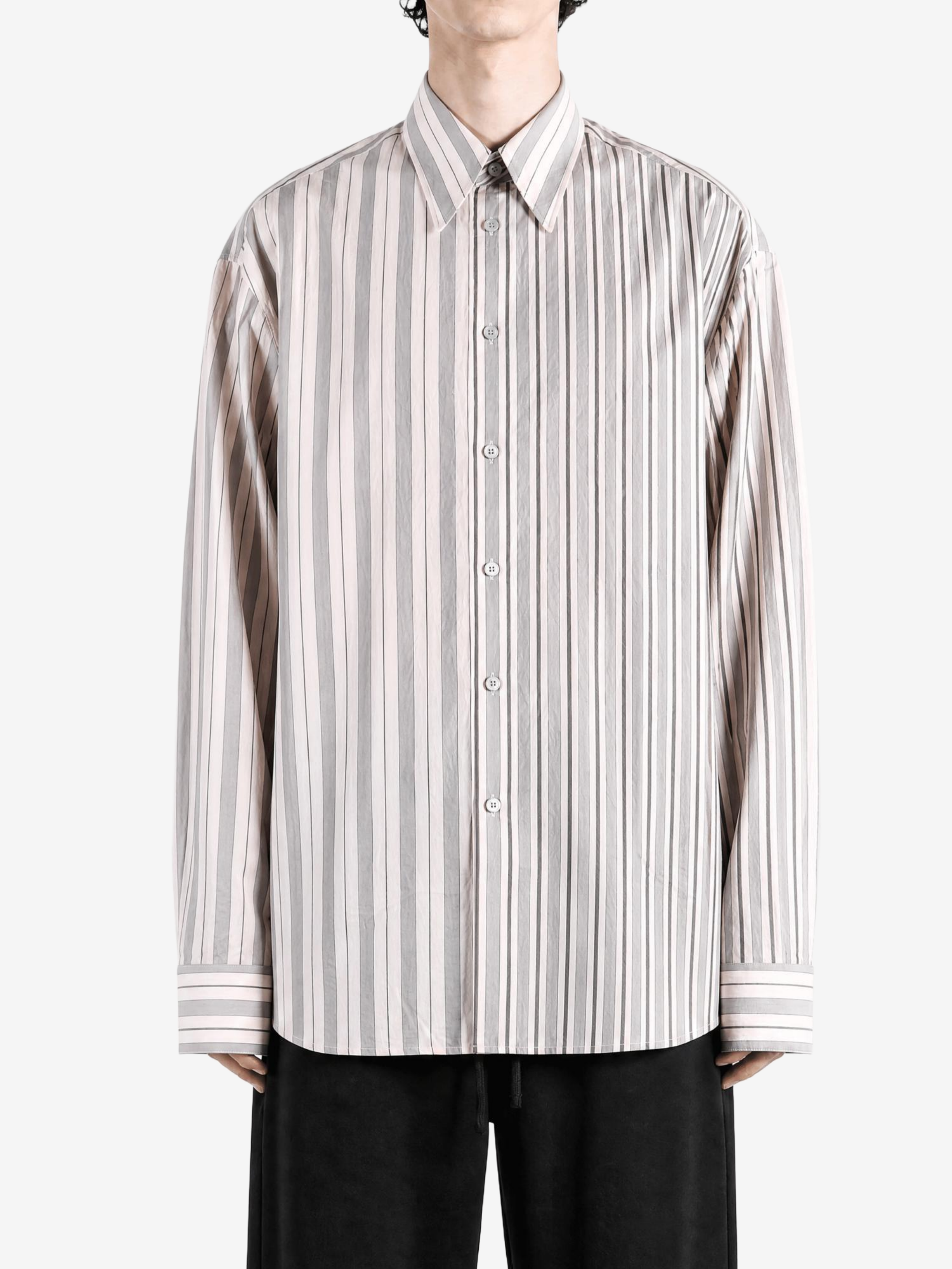 Grey shirt, full body view