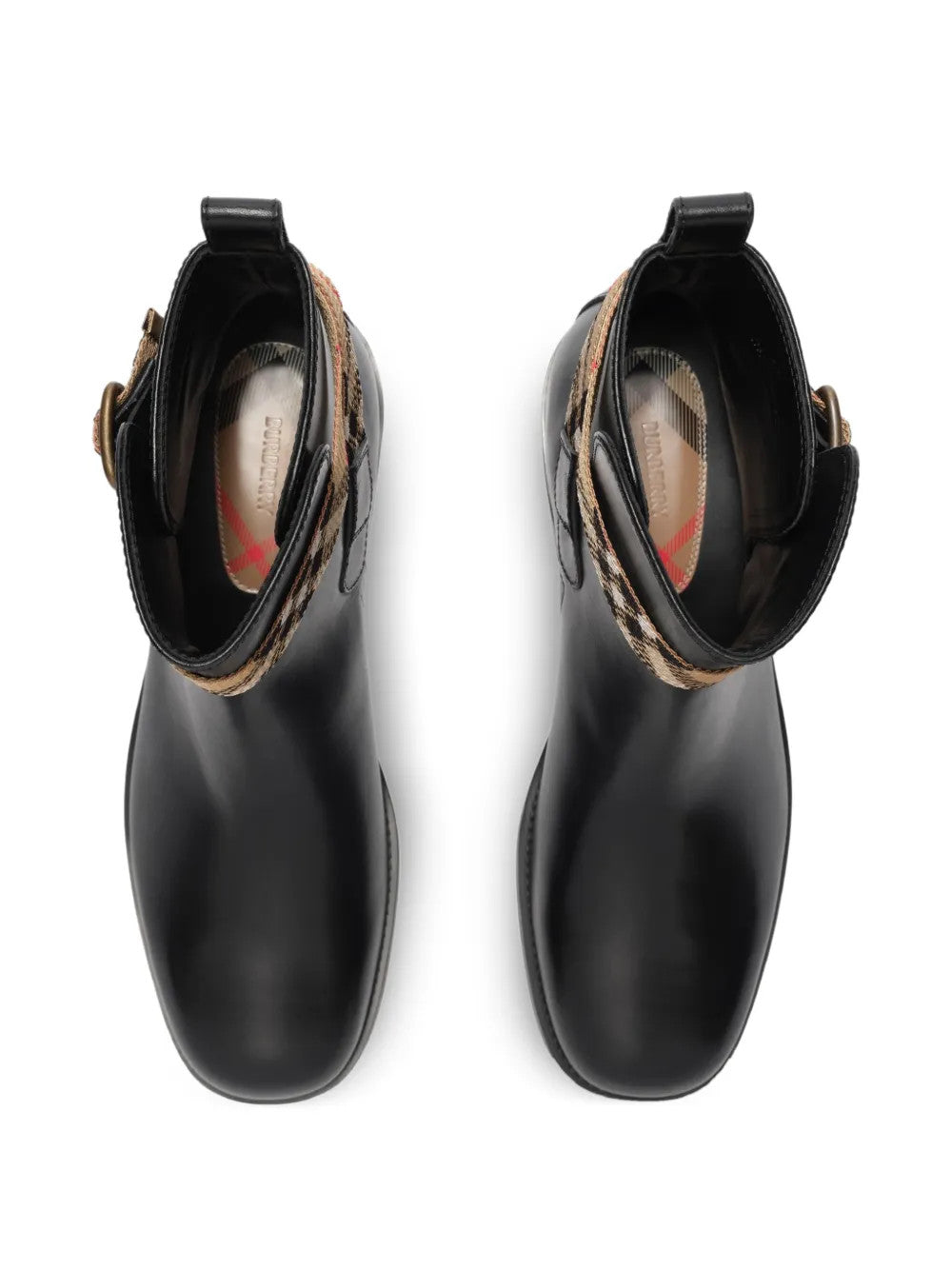Black boots, front view