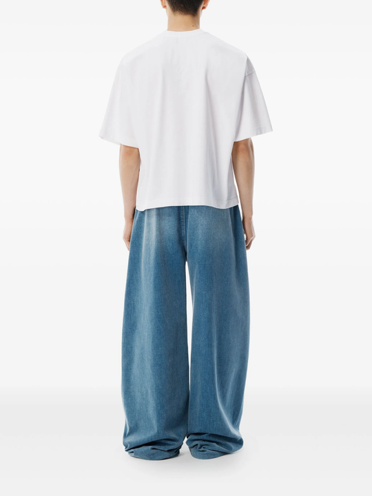 White t shirt , full body view