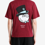 Red t-shirt, full body view