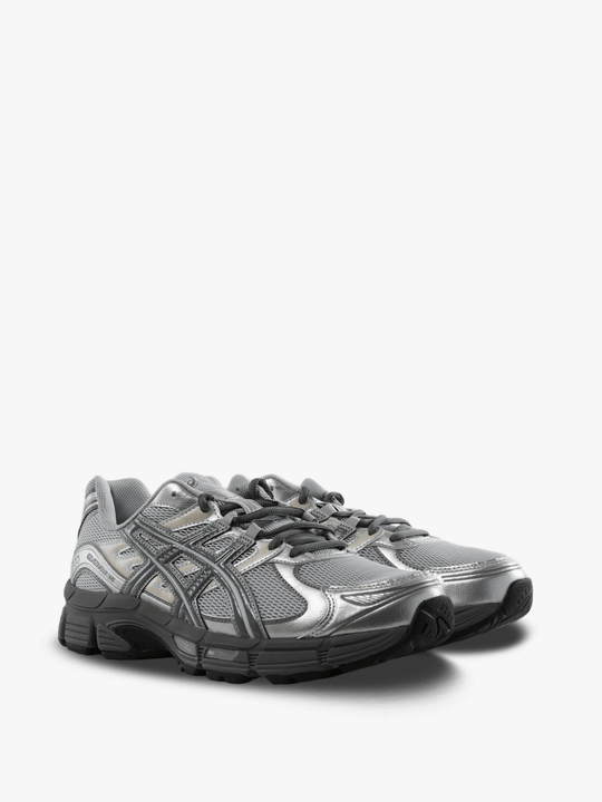 Grey shoes, front view
