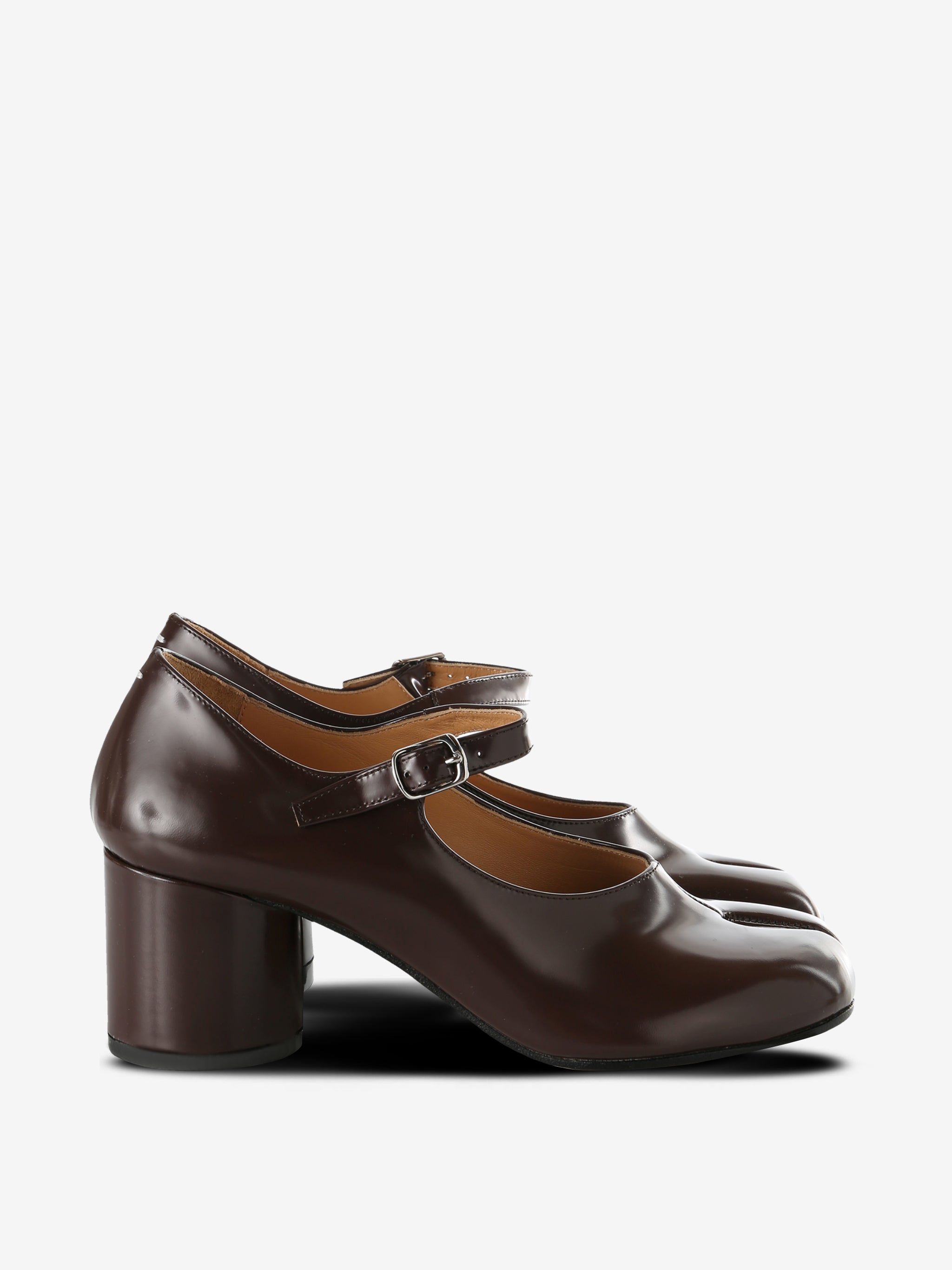 brown shoes, front view