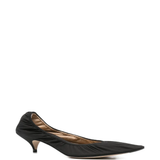 Black heels,side view