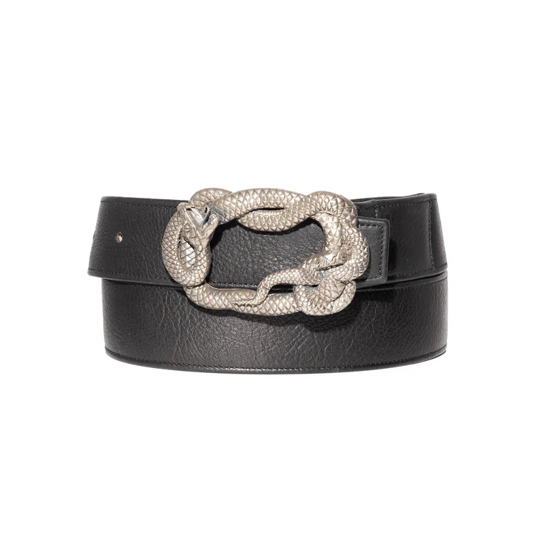 Black accessories, front view