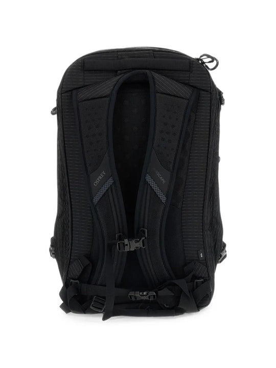 Black bag, back view