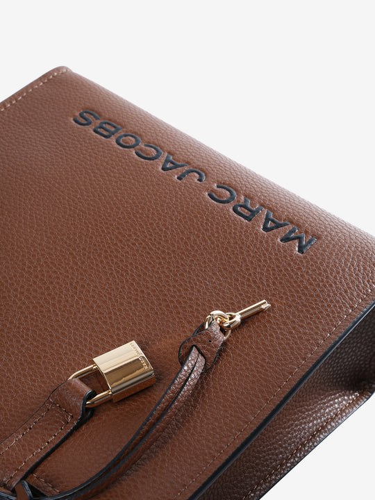 Close up of brown bag,showing texture of the leather fabric