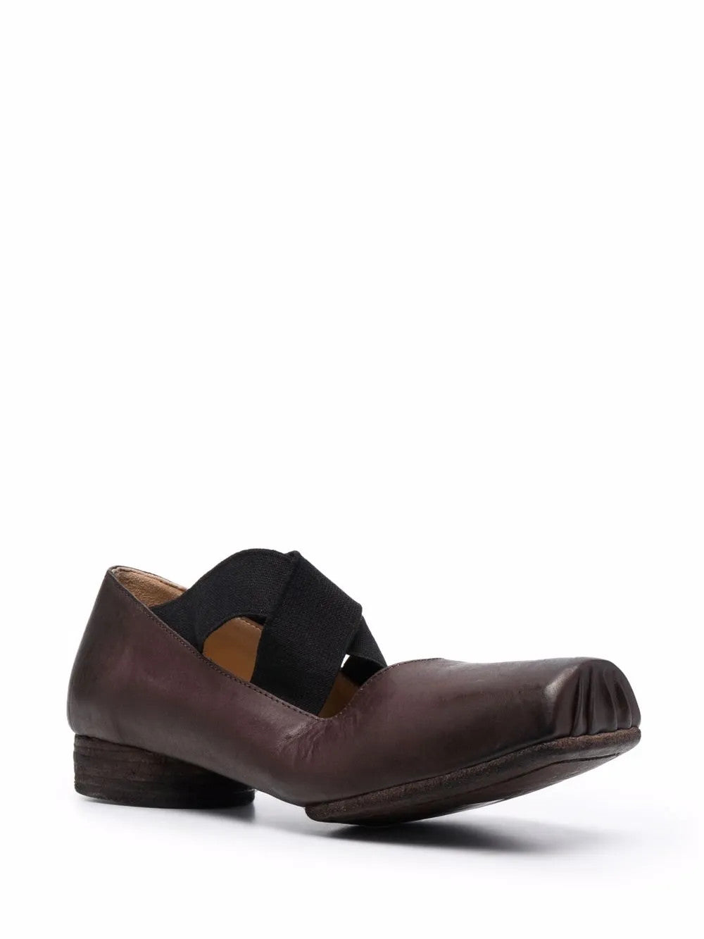 Brown shoes, front view