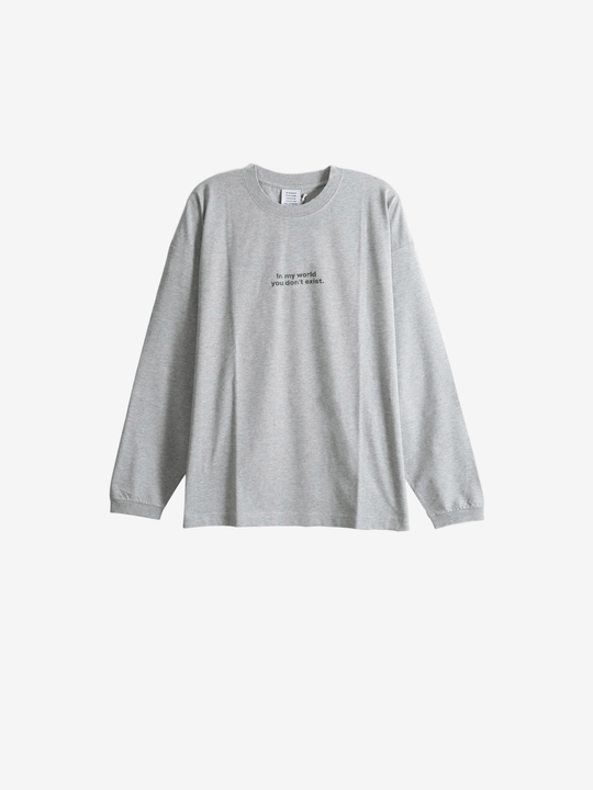 Grey top, front view