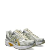 Grey shoes, front view
