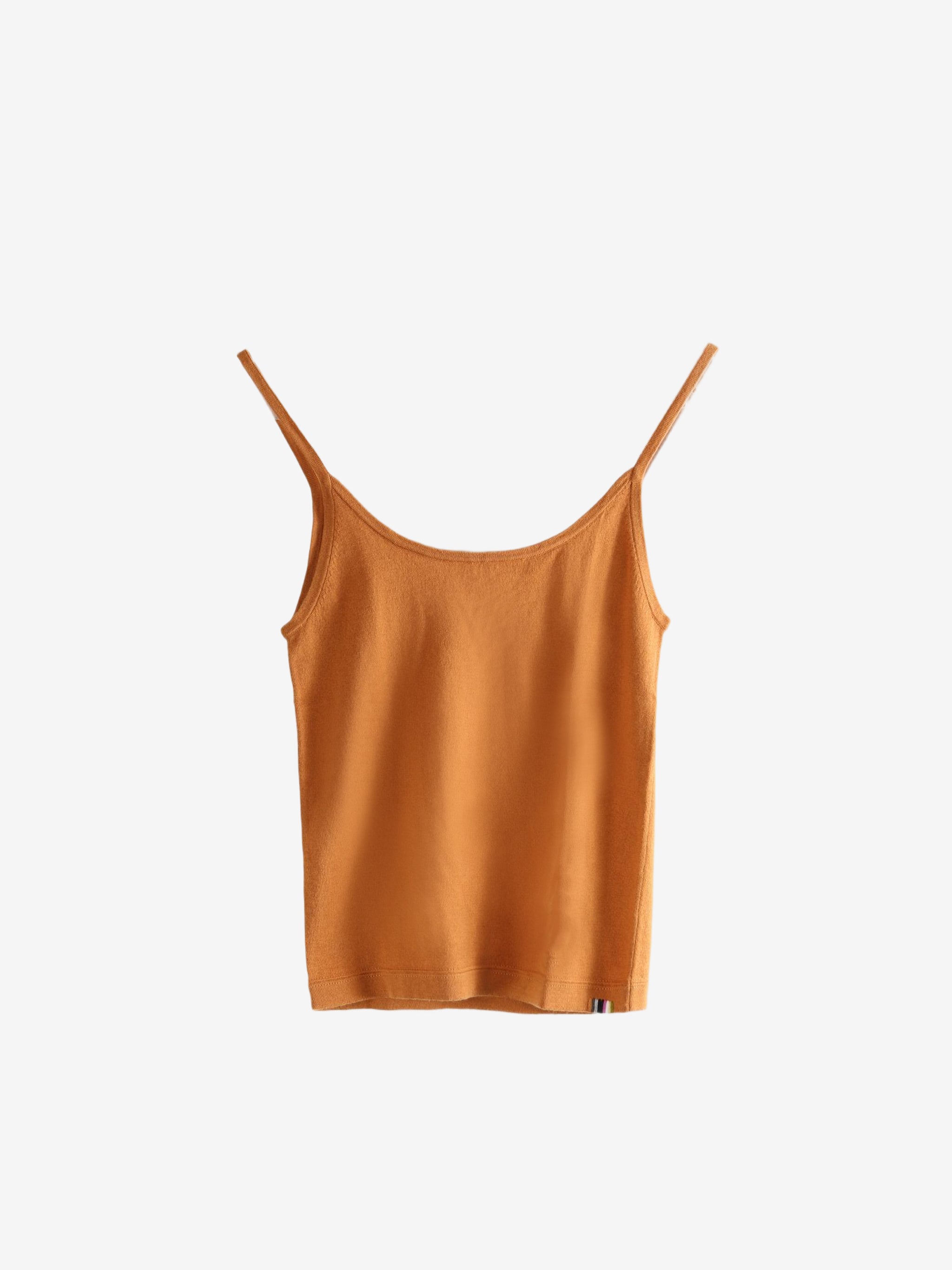 Orange top,front view
