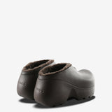 Brown shoes,back view