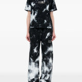 Black T-shirt, full body view