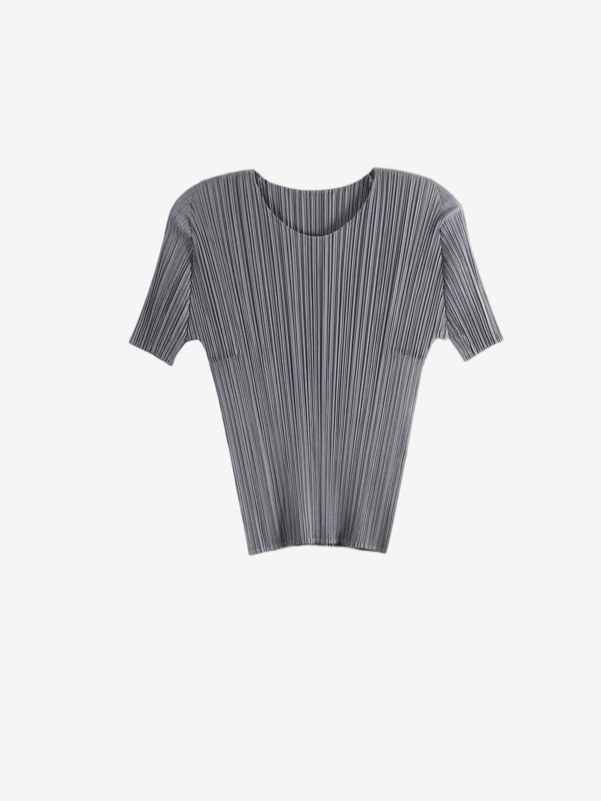 Grey shirt, front view