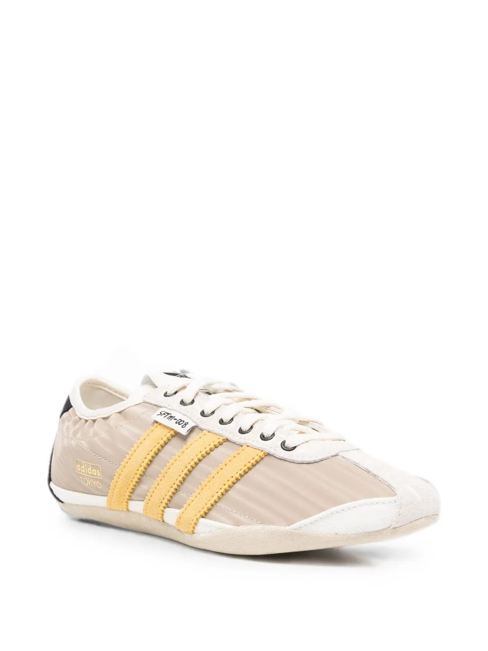 Tan shoes, front view