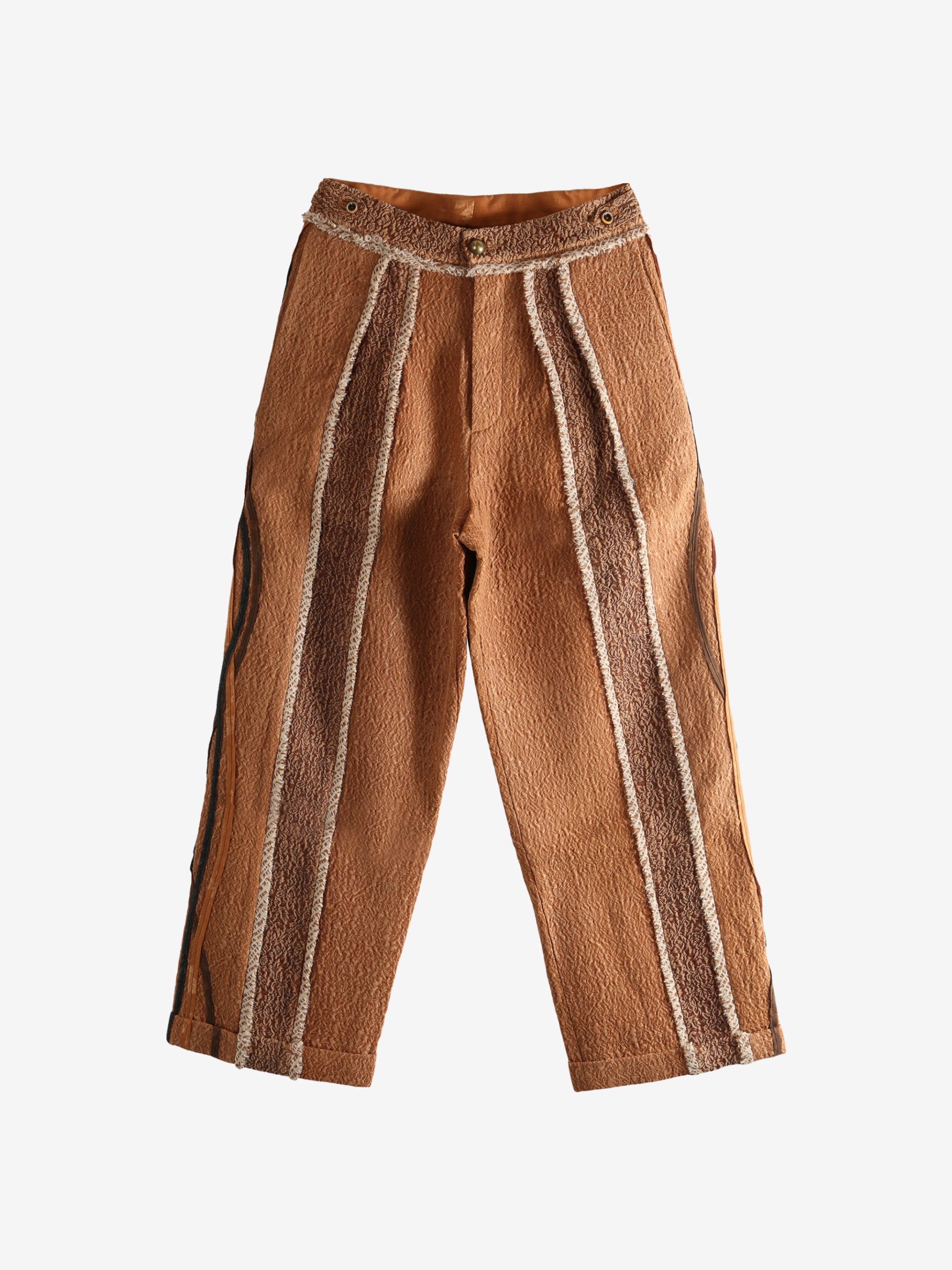 Orange pant,front view