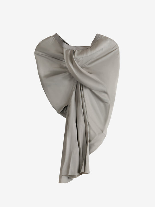 Grey skirt, front view