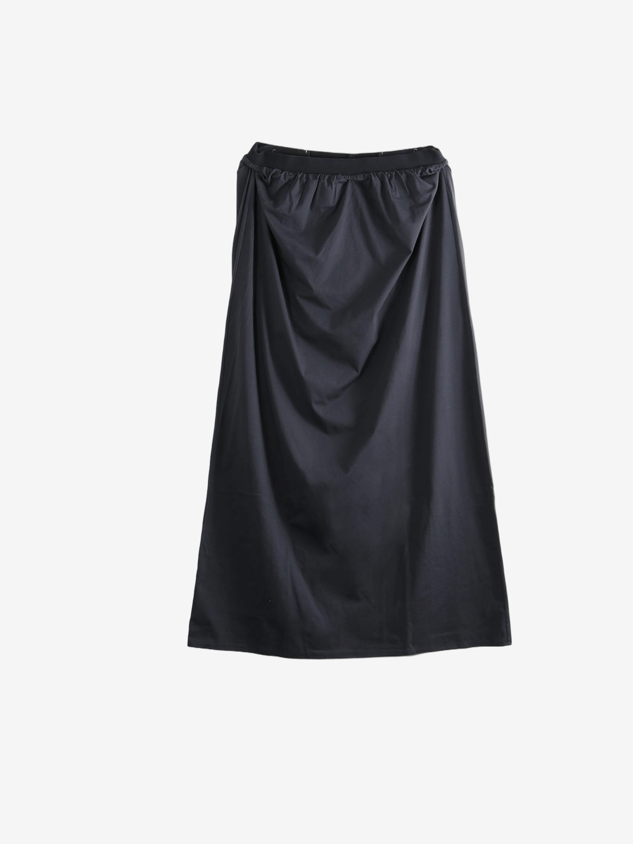 Black skirt, front view