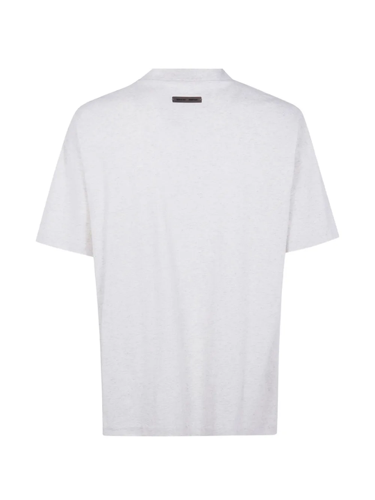 White t-shirt,back view