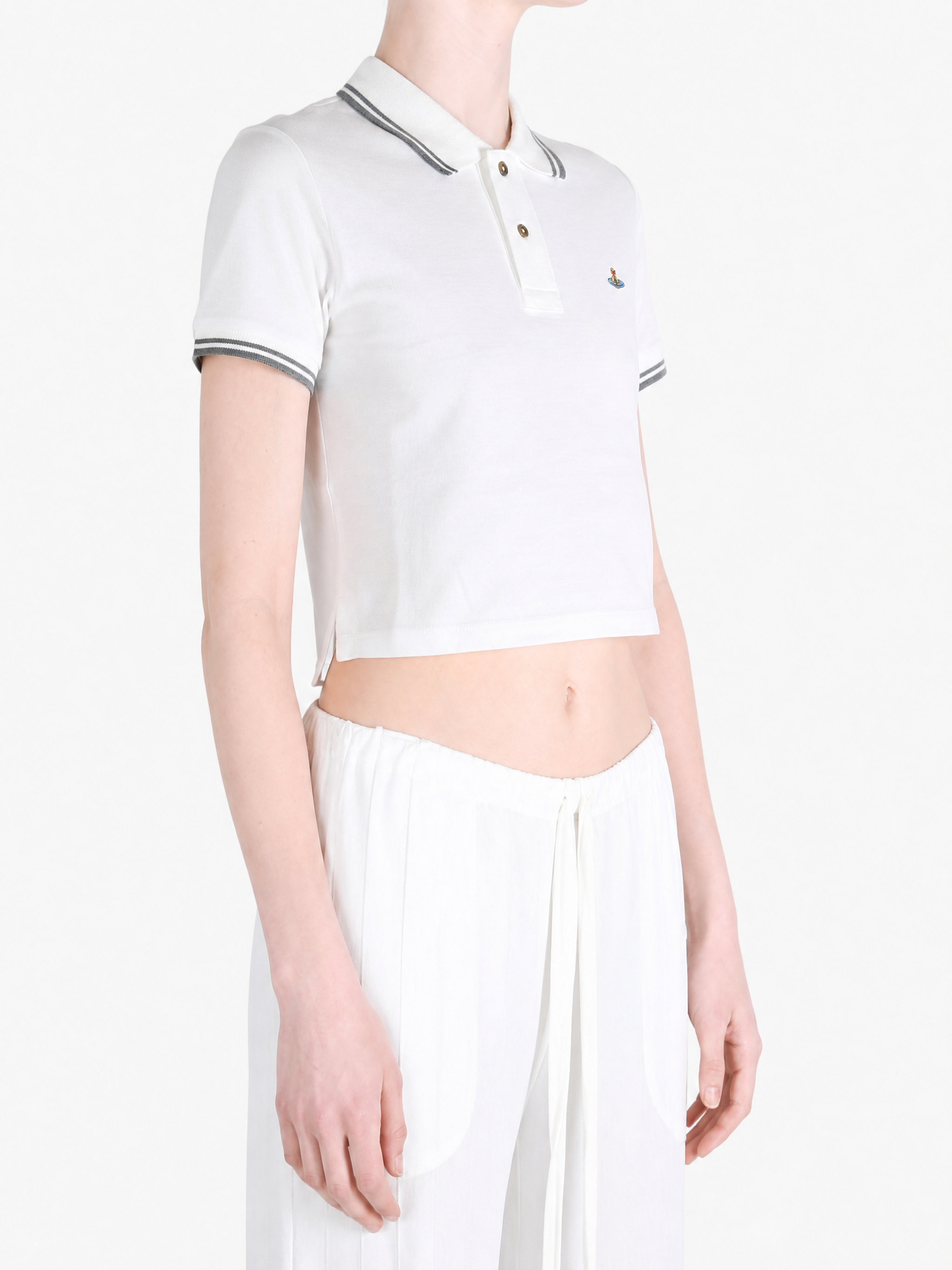 White t-shirt worn by a person, showing the t-shirt fit