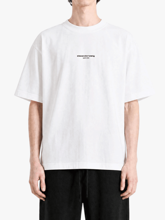 White t-shirt, full body view