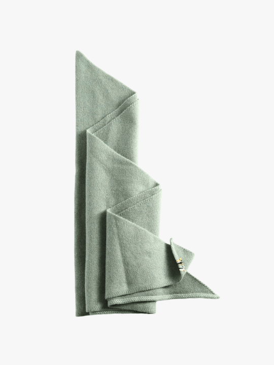 Green scarf, front view