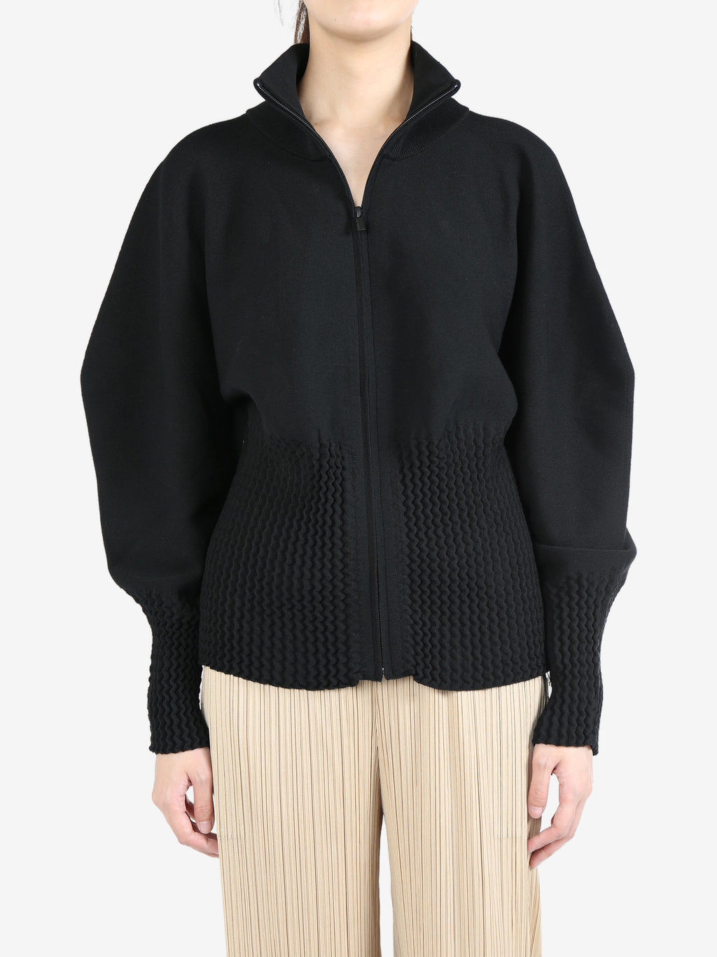 ISSEY MIYAKE - Women Squeeze Jacket