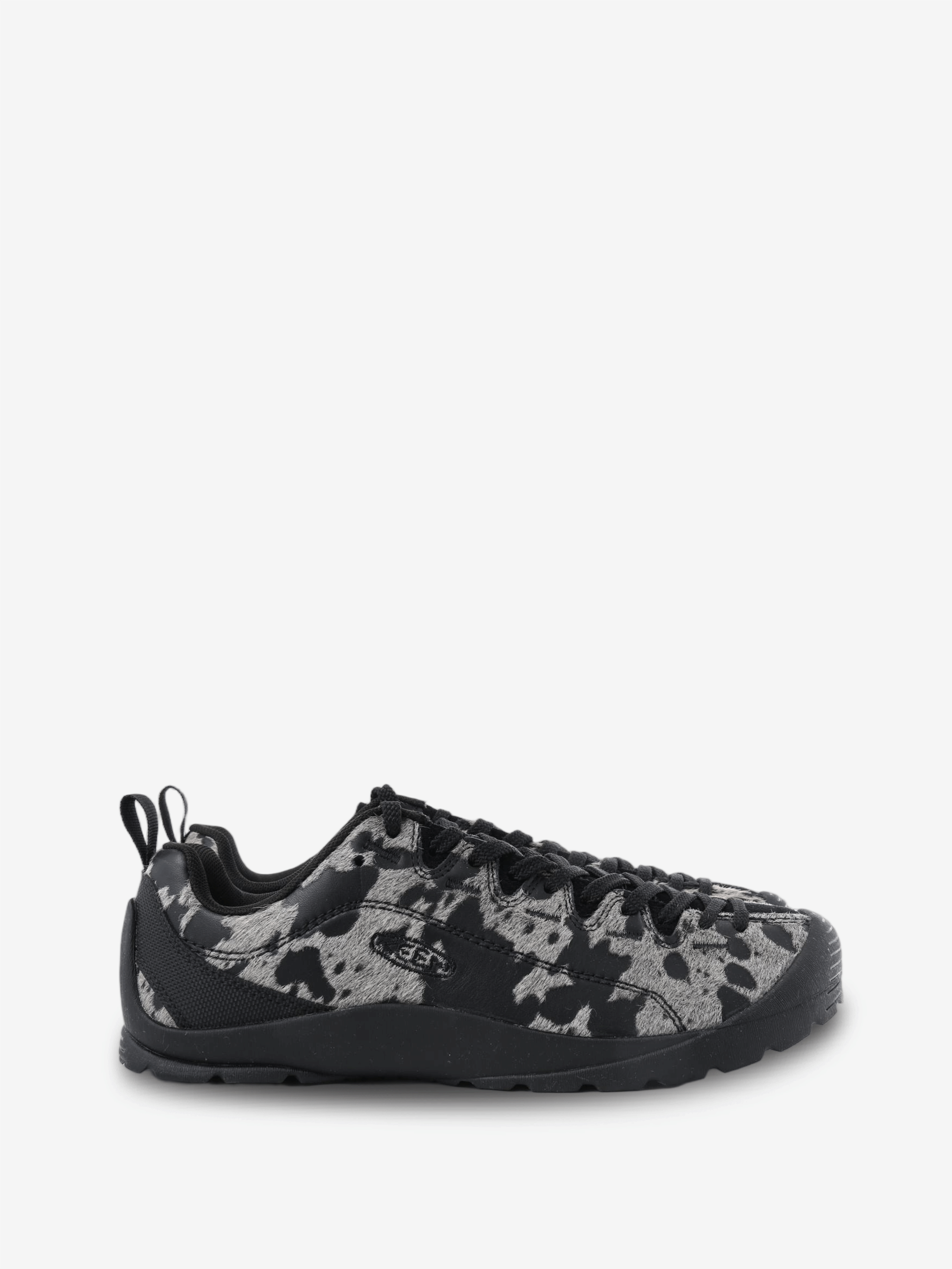 Black shoes, side view