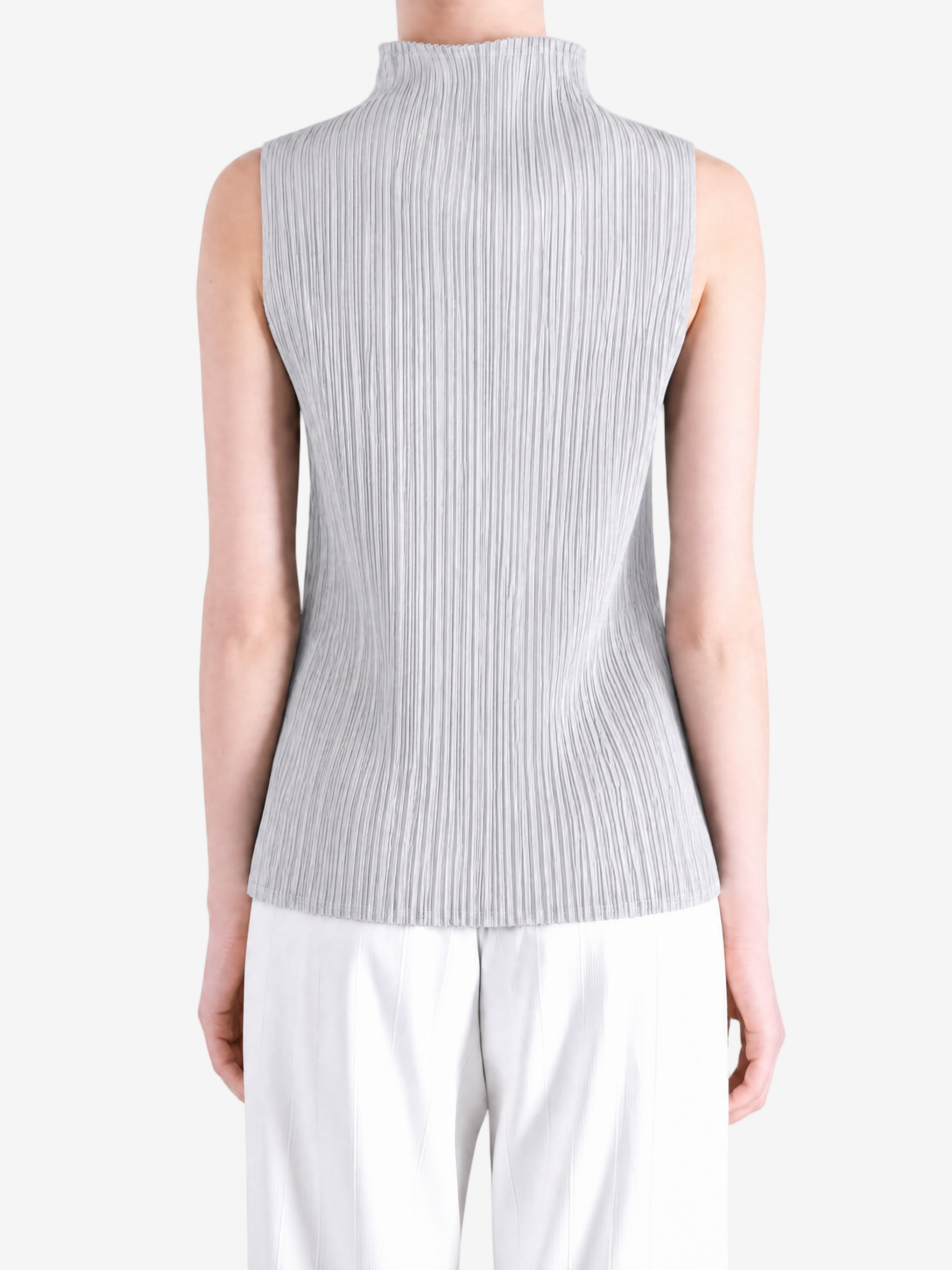 Grey shirt worn by a person, showing the shirt fit