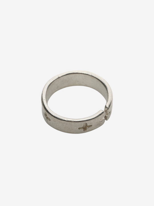 Grey accessories, front view